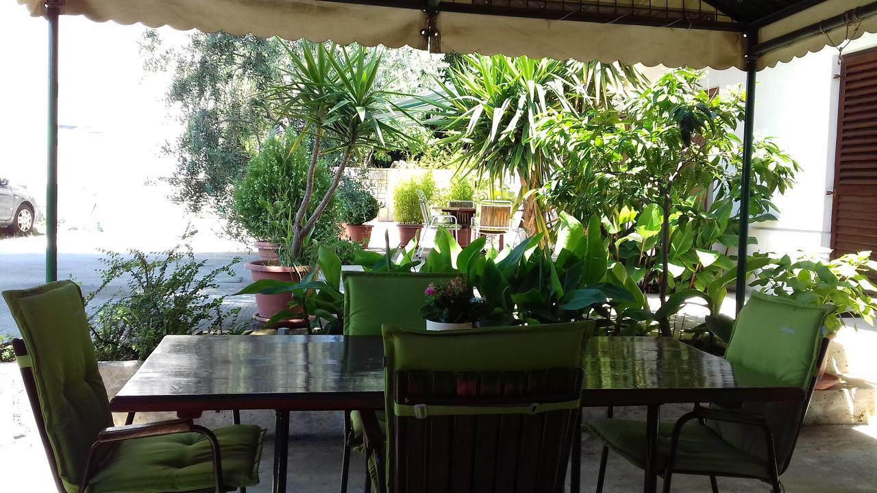 Summerhouse Duce Omis Екстериор снимка